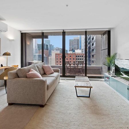 Modern 1-Bed City Apartment With Pool And Gym Melbourne Luaran gambar