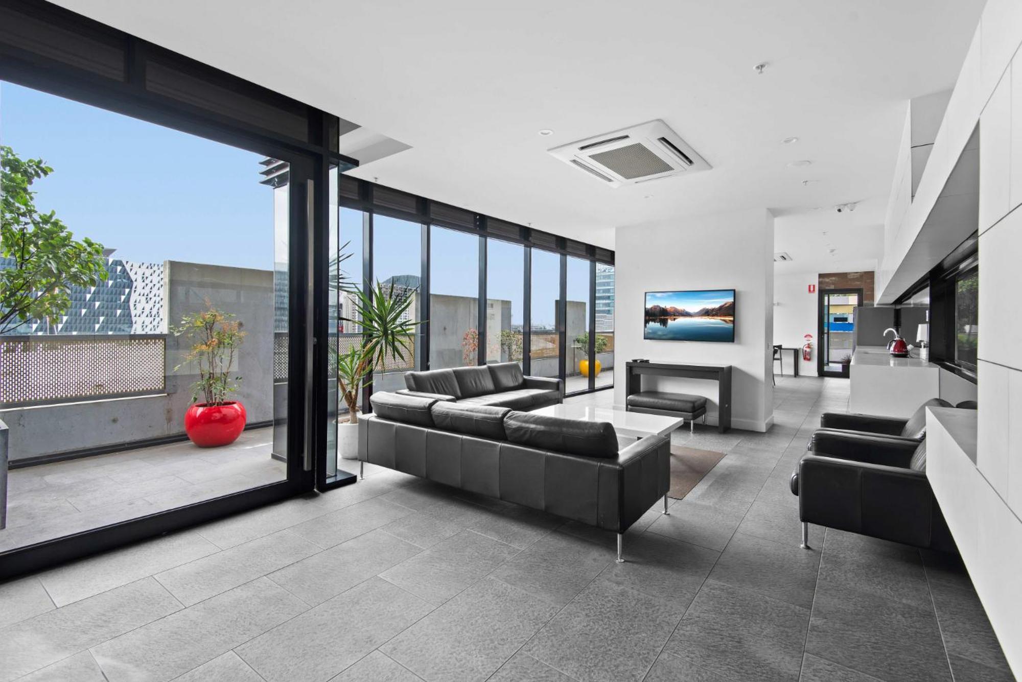 Modern 1-Bed City Apartment With Pool And Gym Melbourne Luaran gambar